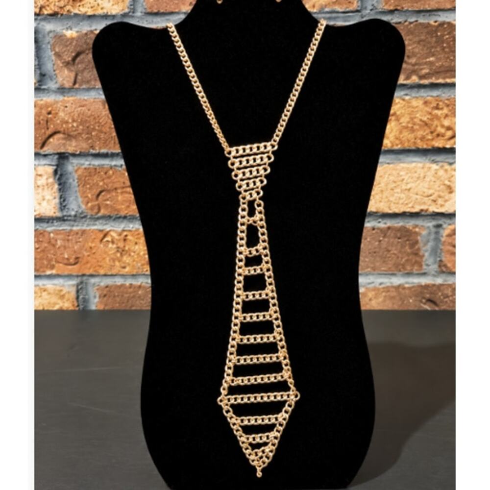 Vintage Gold Tone Chain Necktie Necklace with Open Link Design Classic Shape